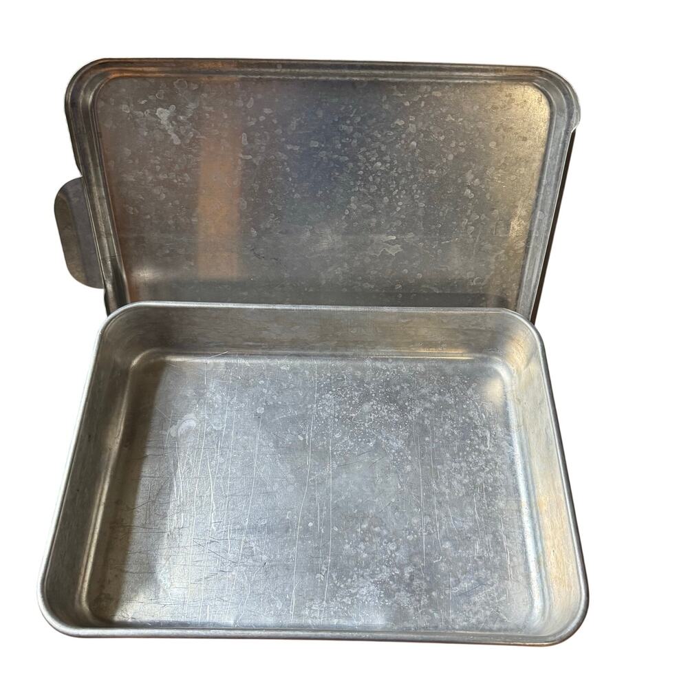 Vintage 9x13 Mirro Aluminum Cake Baking Lasagna Pan Snap On Lid Mid Century READ